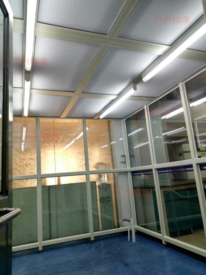 洁净棚照明灯作为洁净棚中不可或缺的一部分 洁净棚照明灯作为洁净棚中不可或缺的一部分