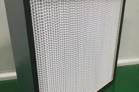 高效空气过滤器的尺寸应与实验室的通风管道和安装空间相匹配